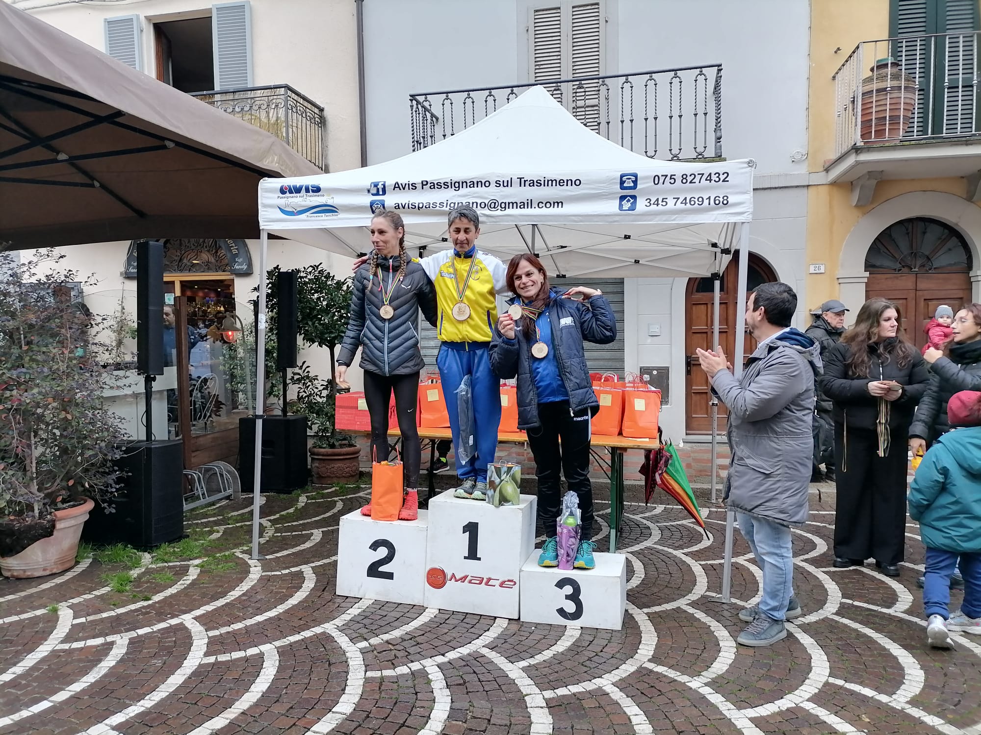 podio ana trasi trail 2022