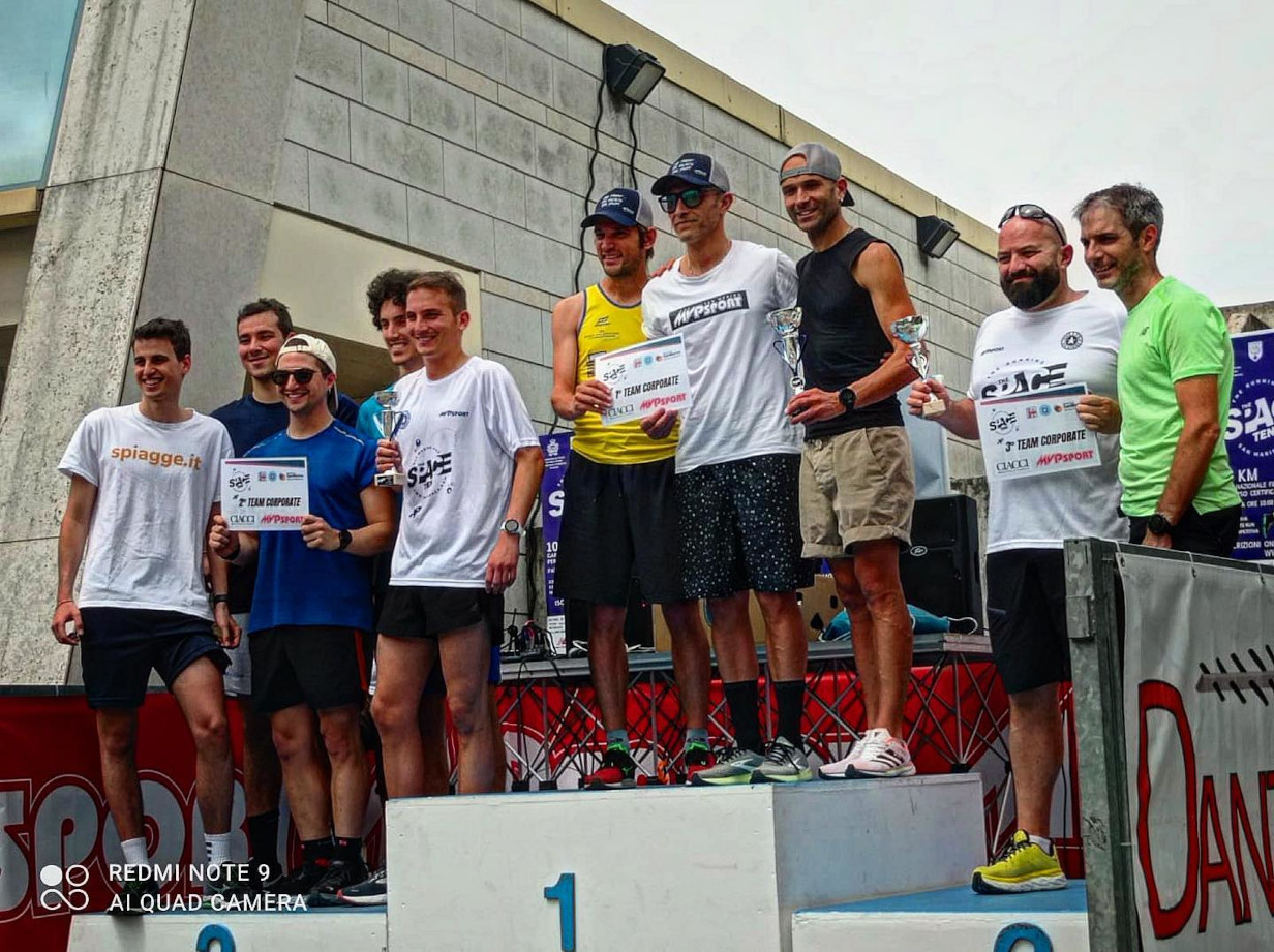 podio corporate run 05052022