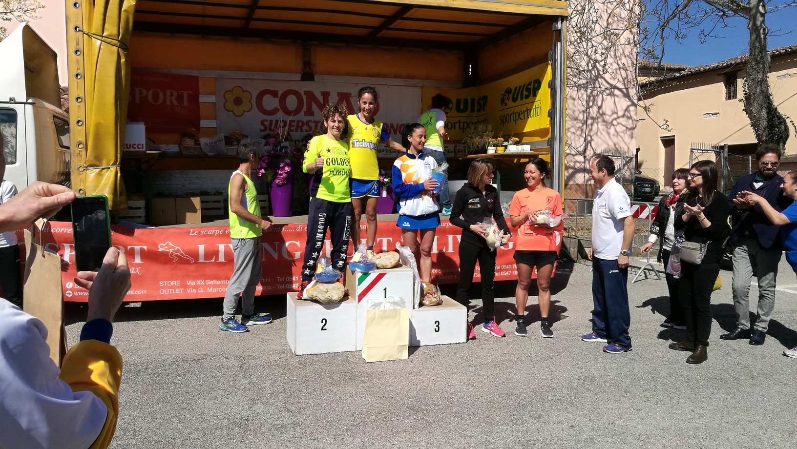 podio ana taverna 2019.resized